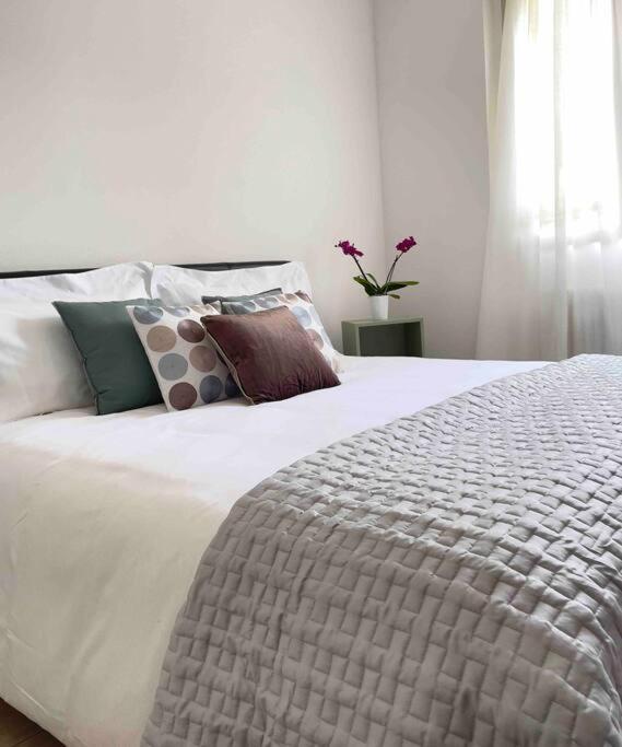 Lakeside View Colico Apartment Luaran gambar