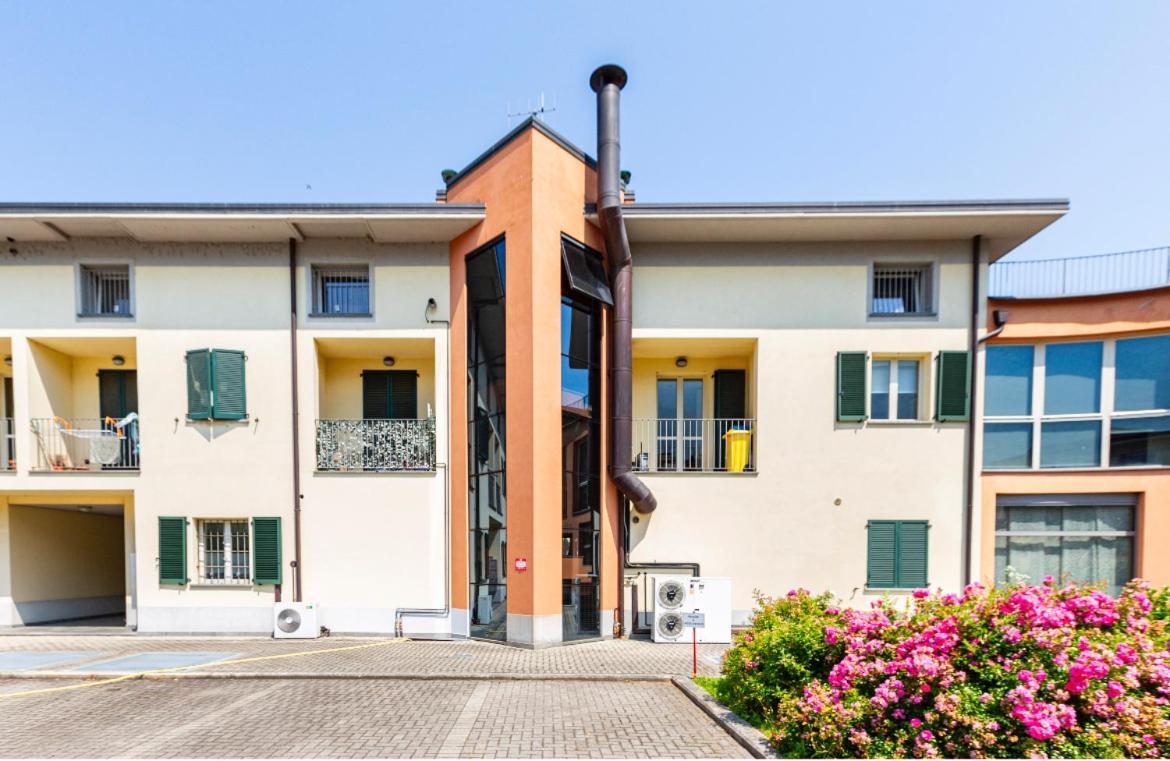 Lakeside View Colico Apartment Luaran gambar